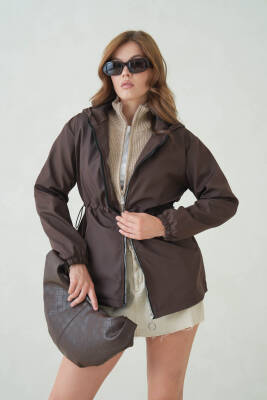 İçi Astarlı Su Geçirmez Kapüşonlu Fermuarlı Sık Dokuma Kadın Trençkot - 8