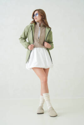 İçi Astarlı Su Geçirmez Kapüşonlu Fermuarlı Sık Dokuma Kadın Trençkot - 19