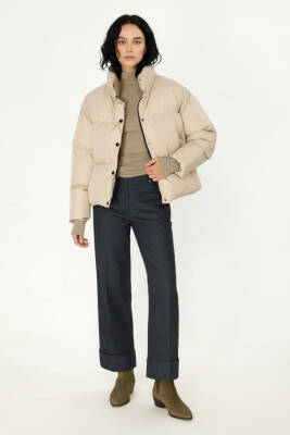 D1fference İçi Astarlı Cepli Kapüşonlu Jel Elyaf Su ve Rüzgar Geçirmez Dik Yaka Kışlık Kadın Mont - 20