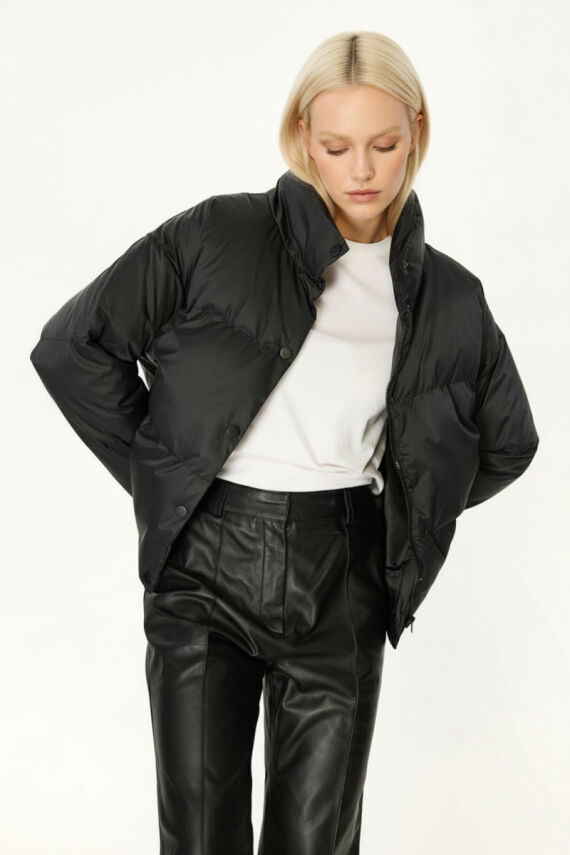 D1fference İçi Astarlı Cepli Kapüşonlu Jel Elyaf Su ve Rüzgar Geçirmez Dik Yaka Kışlık Kadın Mont - 26