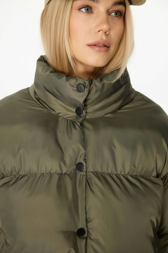 D1fference İçi Astarlı Cepli Kapüşonlu Jel Elyaf Su ve Rüzgar Geçirmez Dik Yaka Kışlık Kadın Mont - 4