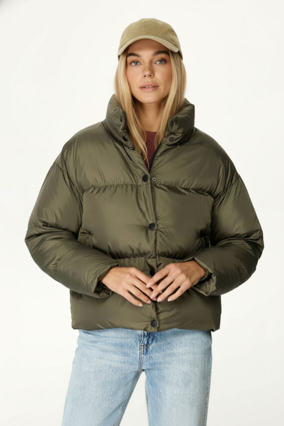 D1fference İçi Astarlı Cepli Kapüşonlu Jel Elyaf Su ve Rüzgar Geçirmez Dik Yaka Kışlık Kadın Mont - 2