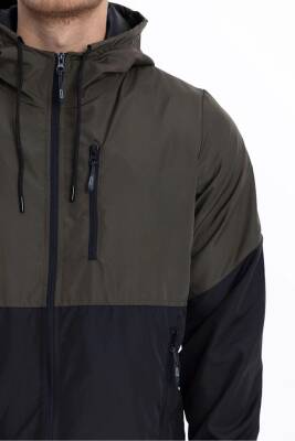 D1fference İçi Astarlı Cepli Kapüşonlu Jel Elyaflı Su ve Rügar Geçirmez Erkek Kışlık Mont - 5