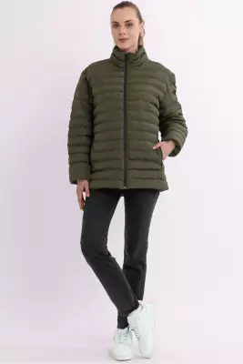 İçi Astarlı Cepli Jel Elyaf Su ve Rüzgar Geçirmez Şişme Kışlık Kadın Mont - 8