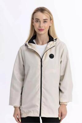 D1fference İçi Astarlı Cepli Kapüşonlu Jel Elyaflı Su ve Rügar Geçirmez Kadın Yağmurluk