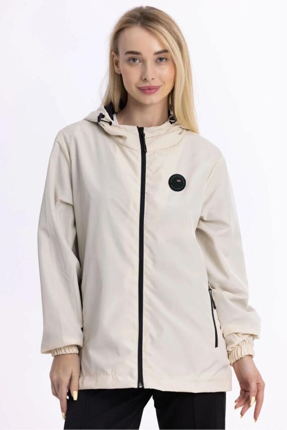 İçi Astarlı Su ve Rüzgar Geçirmez Cepli Kadın Yağmurluk - 2