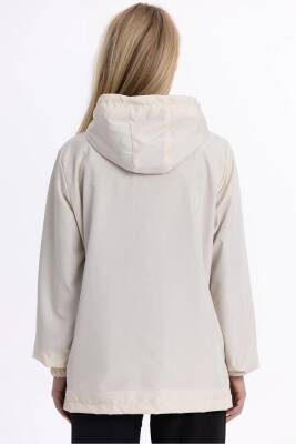 İçi Astarlı Su ve Rüzgar Geçirmez Cepli Kadın Yağmurluk - 6