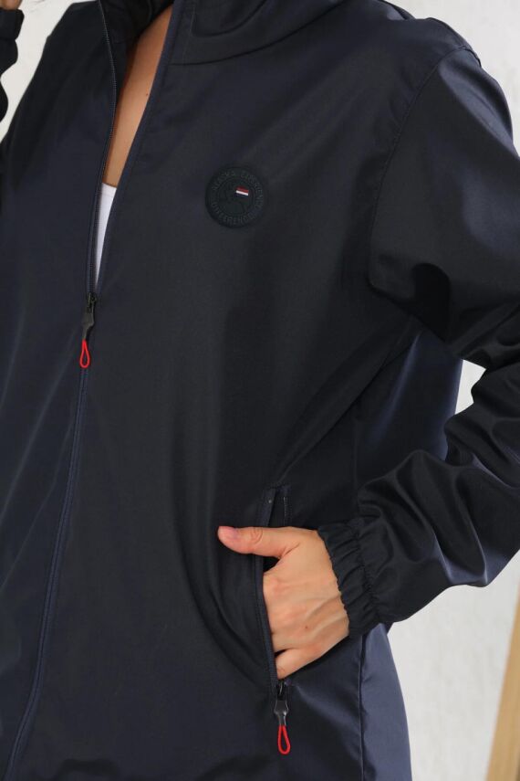 İçi Astarlı Su ve Rüzgar Geçirmez Cepli Kadın Yağmurluk - 9