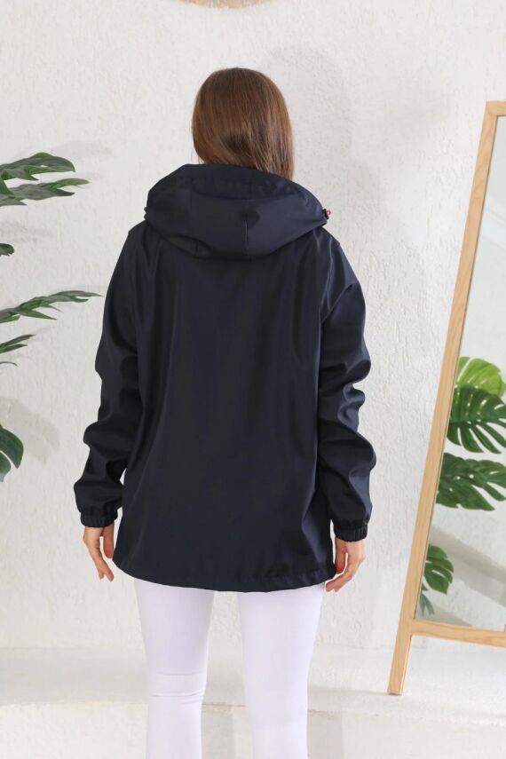 İçi Astarlı Su ve Rüzgar Geçirmez Cepli Kadın Yağmurluk - 8