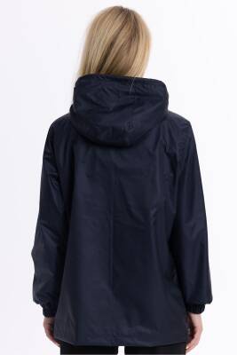 İçi Astarlı Su ve Rüzgar Geçirmez Cepli Kadın Yağmurluk - 39