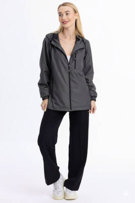 D1fference İçi Astarlı Cepli Kapüşonlu Jel Elyaflı Su ve Rügar Geçirmez Kadın Yağmurluk - 46