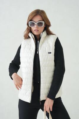 D1fference İçi Astarlı Cepli  Jel Elyaflı Su ve Rügar Geçirmez Kadın Şişme Yelek