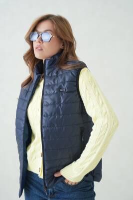 İçi Astarlı Su ve Rüzgar Geçirmez Cepli Kadın Yelek - 20