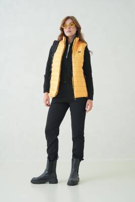 İçi Astarlı Su ve Rüzgar Geçirmez Cepli Kadın Yelek - 27