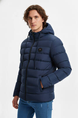 İçi Astarlı Su ve Rüzgar Geçirmez Cepli Kapüşonlu Erkek Mont - 26