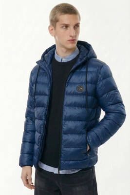 D1fference İçi Astarlı Cepli Kapüşonlu Jel Elyaflı Su ve Rügar Geçirmez Erkek Kışlık Mont - 12