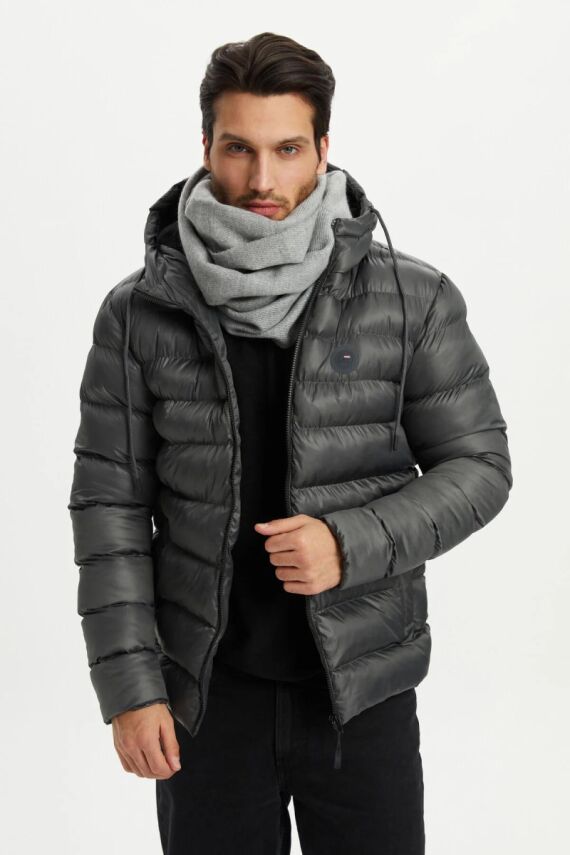 İçi Astarlı Su ve Rüzgar Geçirmez Cepli Kapüşonlu Erkek Mont - 1