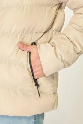 İçi Astarlı Su ve Rüzgar Geçirmez Cepli Kapüşonlu Erkek Mont - 5