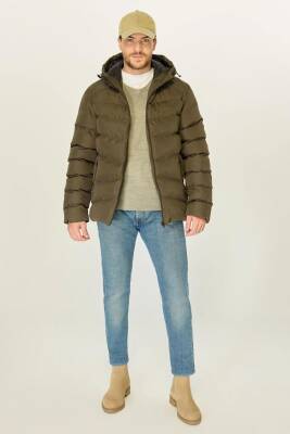 İçi Astarlı Su ve Rüzgar Geçirmez Cepli Kapüşonlu Erkek Mont - 8