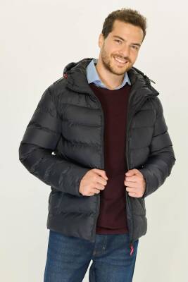 İçi Astarlı Su ve Rüzgar Geçirmez Cepli Kapüşonlu Erkek Mont - 21