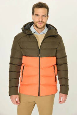 İçi Astarlı Su ve Rüzgar Geçirmez Cepli Kapüşonlu Erkek Mont - 8