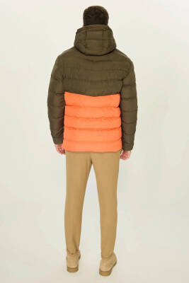 İçi Astarlı Su ve Rüzgar Geçirmez Cepli Kapüşonlu Erkek Mont - 12