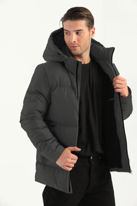İçi Astarlı Su ve Rüzgar Geçirmez Cepli Kapüşonlu Erkek Mont - 9