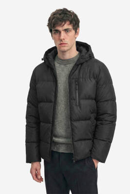 D1fference İçi Astarlı Cepli Kapüşonlu Jel Elyaflı Su ve Rügar Geçirmez Erkek Kışlık Mont