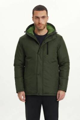 D1fference İçi Astarlı Cepli Kapüşonlu Jel Elyaflı Su ve Rügar Geçirmez Erkek Kışlık Mont