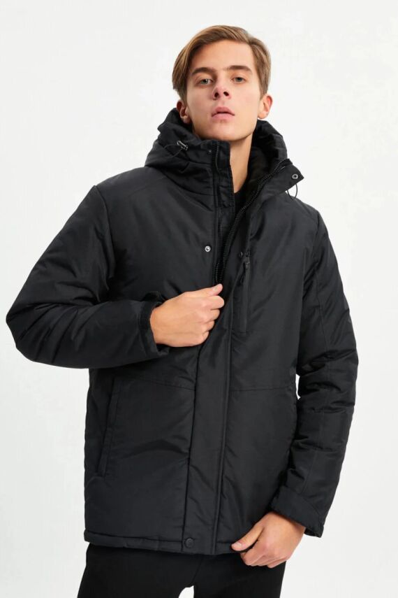 İçi Astarlı Su ve Rüzgar Geçirmez Cepli Kapüşonlu Erkek Mont - 15