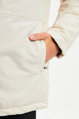 İçi Astarlı Su ve Rüzgar Geçirmez Cepli Kapüşonlu Erkek Mont - 10