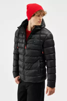 D1fference İçi Astarlı Cepli Kapüşonlu Jel Elyaflı Su ve Rügar Geçirmez Erkek Kışlık Mont - 13