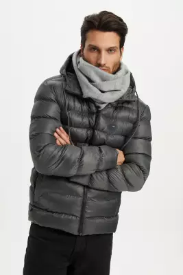 D1fference İçi Astarlı Cepli Kapüşonlu Jel Elyaflı Su ve Rügar Geçirmez Erkek Kışlık Mont - 15