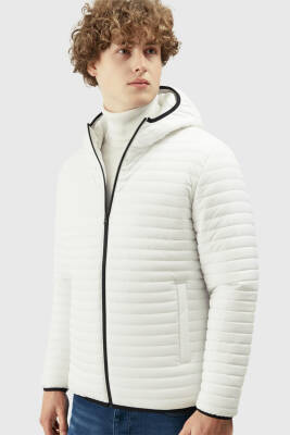 İçi Astarlı Su ve Rüzgar Geçirmez Cepli Kapüşonlu Erkek Mont - 49