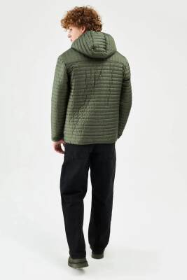 İçi Astarlı Su ve Rüzgar Geçirmez Cepli Kapüşonlu Erkek Mont - 11