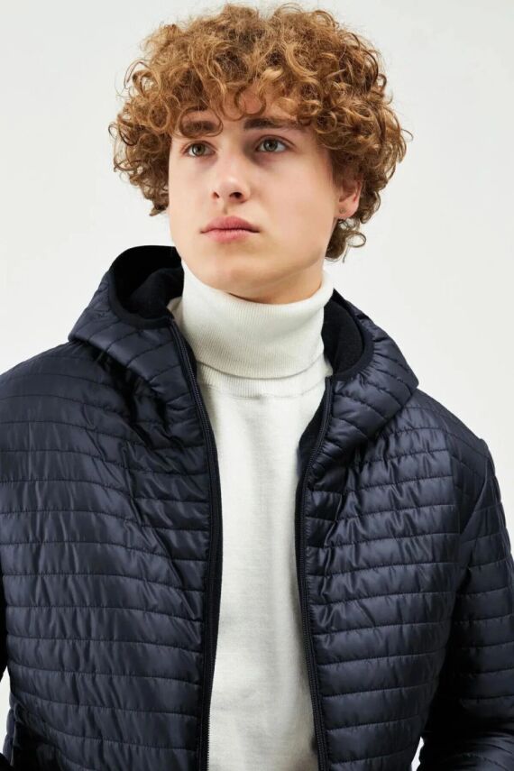 İçi Astarlı Su ve Rüzgar Geçirmez Cepli Kapüşonlu Erkek Mont - 14