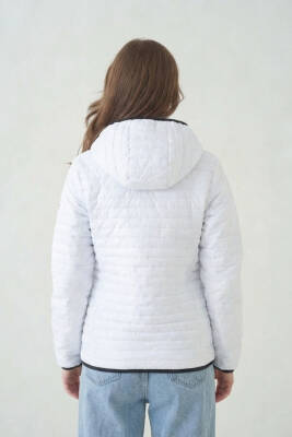 D1fference İçi Astarlı Cepli Kapüşonlu Jel Elyaflı Su ve Rügar Geçirmez Kadın Kışlık Mont - 59