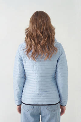 D1fference İçi Astarlı Cepli Kapüşonlu Jel Elyaflı Su ve Rügar Geçirmez Kadın Kışlık Mont - 71