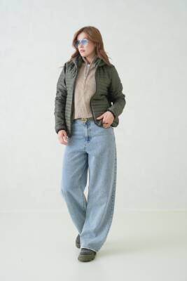 İçi Astarlı Su ve Rüzgar Geçirmez Cepli Kapüşonlu Kadın Mont - 9