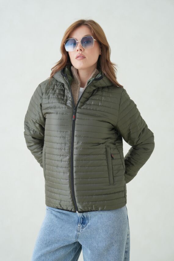 İçi Astarlı Su ve Rüzgar Geçirmez Cepli Kapüşonlu Kadın Mont - 8