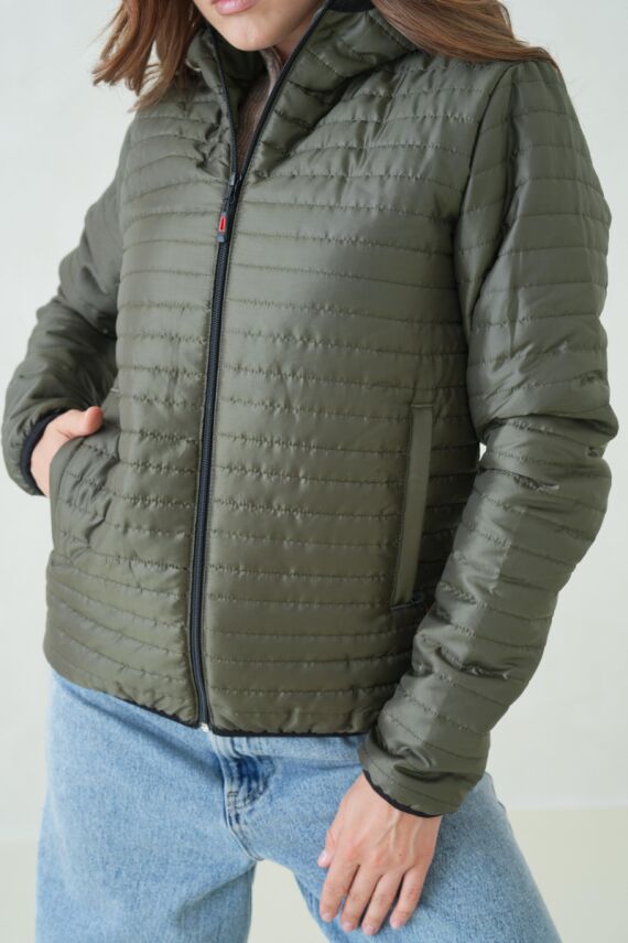 İçi Astarlı Su ve Rüzgar Geçirmez Cepli Kapüşonlu Kadın Mont - 11