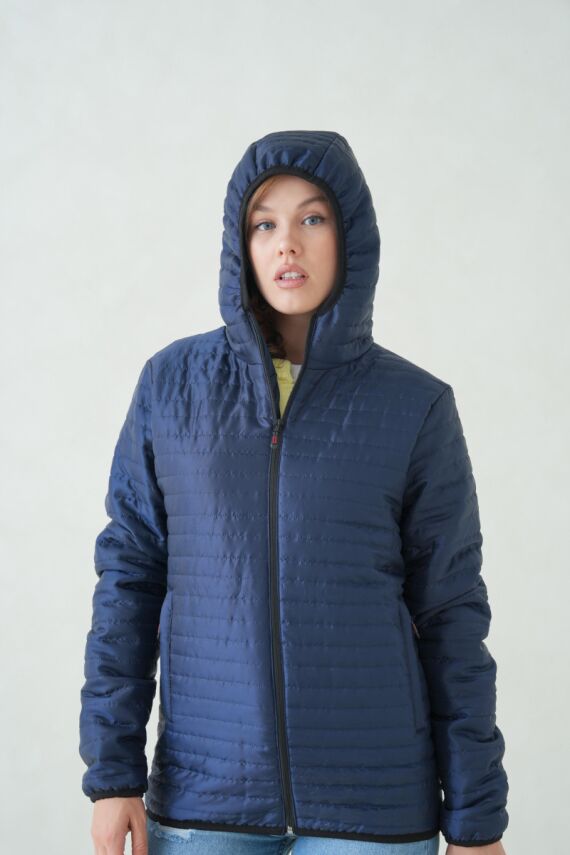 İçi Astarlı Su ve Rüzgar Geçirmez Cepli Kapüşonlu Kadın Mont - 22