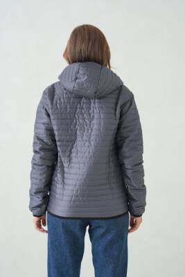 İçi Astarlı Su ve Rüzgar Geçirmez Cepli Kapüşonlu Kadın Mont - 42