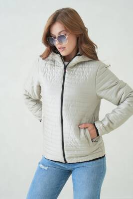 İçi Astarlı Su ve Rüzgar Geçirmez Cepli Kapüşonlu Kadın Mont - 57