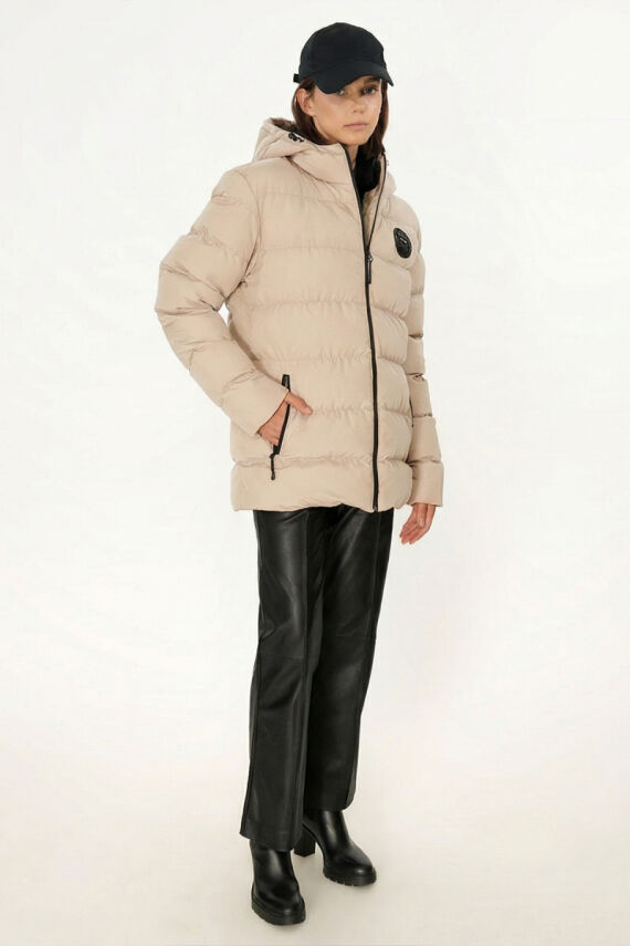 D1fference İçi Astarlı Cepli Kapüşonlu Jel Elyaflı Su ve Rügar Geçirmez Kadın Kışlık Mont - 28