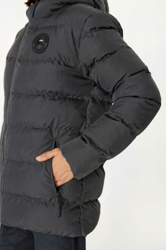 D1fference İçi Astarlı Cepli Kapüşonlu Jel Elyaflı Su ve Rügar Geçirmez Kadın Kışlık Mont - 35