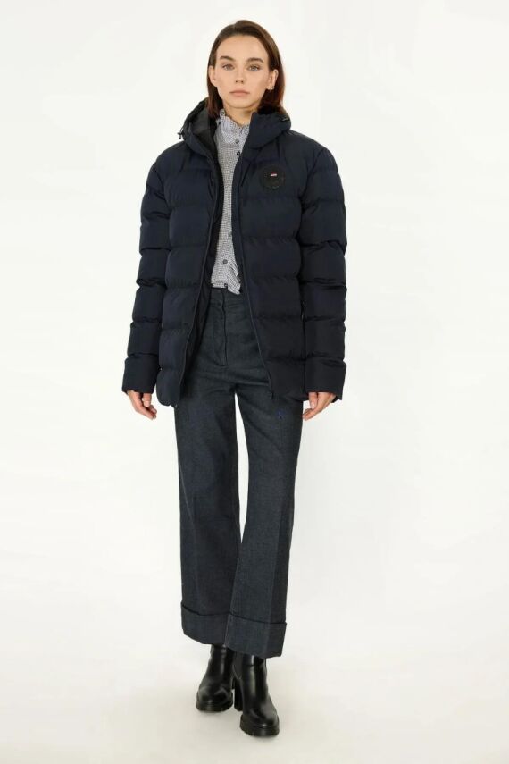 İçi Astarlı Su ve Rüzgar Geçirmez Cepli Kapüşonlu Kadın Mont - 2