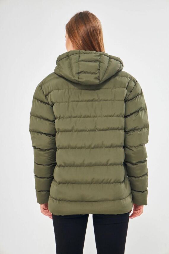 İçi Astarlı Su ve Rüzgar Geçirmez Cepli Kapüşonlu Kadın Mont - 12