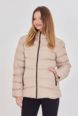 D1fference İçi Astarlı Cepli Kapüşonlu Jel Elyaflı Su ve Rügar Geçirmez Kadın Kışlık Mont - 31