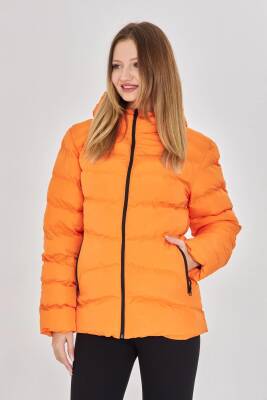 İçi Astarlı Su ve Rüzgar Geçirmez Cepli Kapüşonlu Kadın Mont - 25